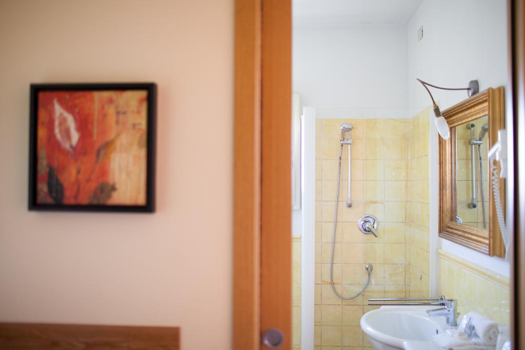 Agriturismo Il Mondo Guest House Parma Room photo