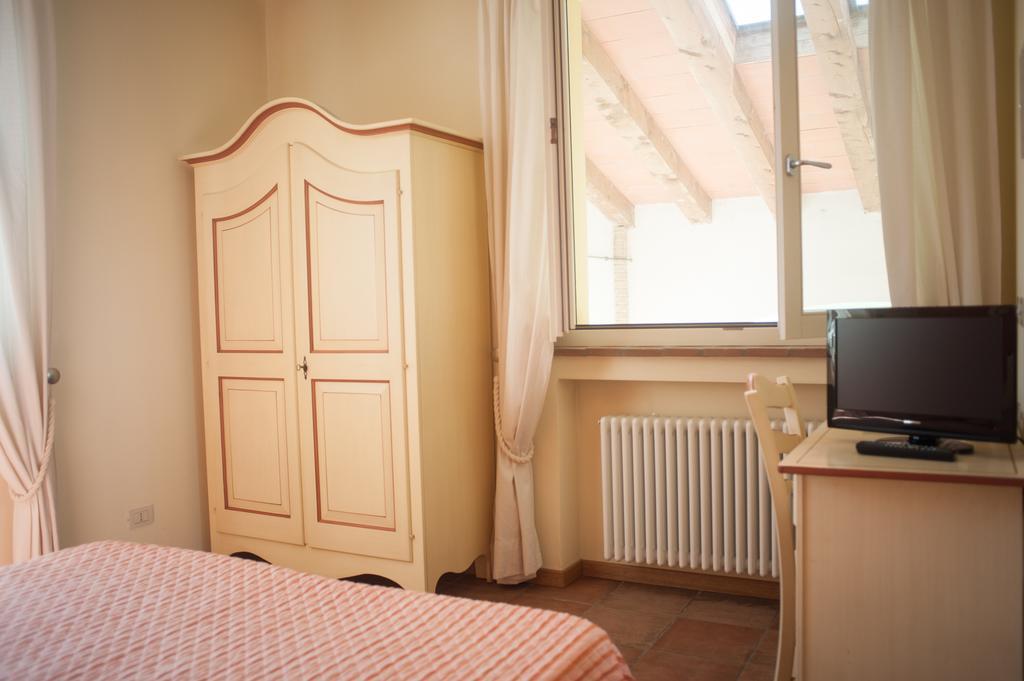 Agriturismo Il Mondo Guest House Parma Room photo