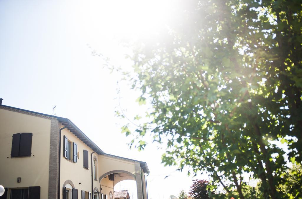 Agriturismo Il Mondo Guest House Parma Exterior photo