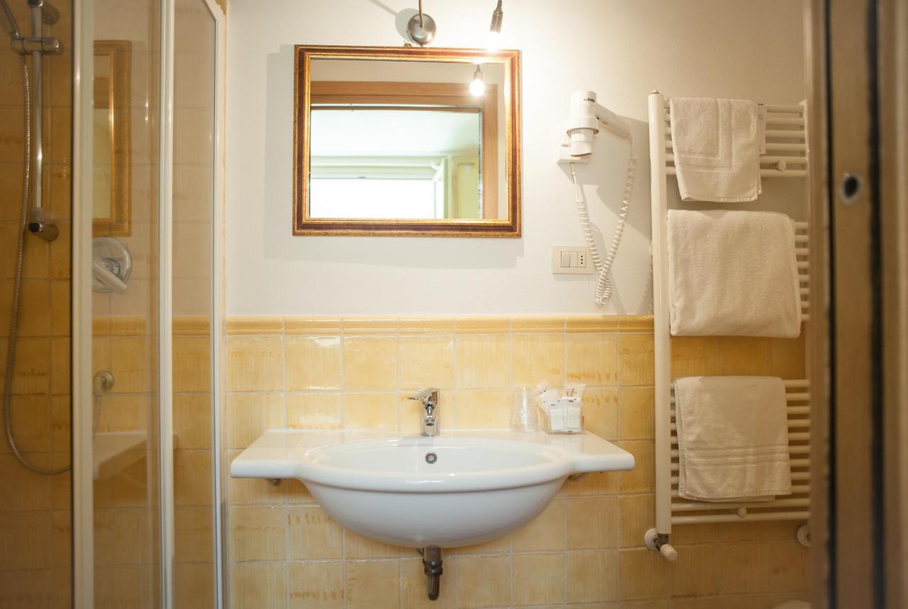 Agriturismo Il Mondo Guest House Parma Room photo